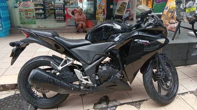 Honda CB250R