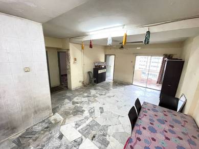 Condominium For Sale in Pelangi Indah
