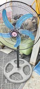 Baru 2 bulan   COOL POWER 18“ 3 In 1 Heavy Duty In