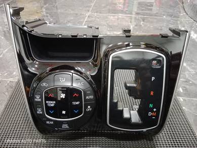 Toyota VOXY NOAH ZRR80 Aircond Switch 55451-28150