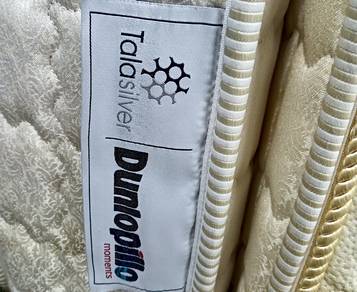 Queen Size Tebal 11inci Spring Mattress 