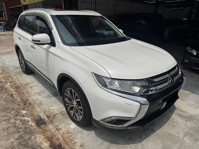 Mitsubishi Outlander in Jalan Kuching, KUL