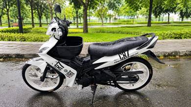 Yamaha 135LC
