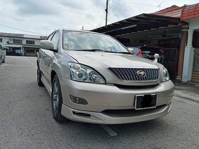 Toyota Harrier PREMIUM-L in Batu Pahat, JHR
