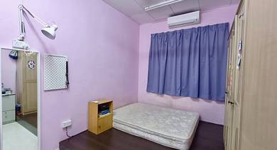 Room in Krubong, MLK