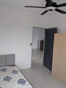 Room in Sungai Buloh, SGR