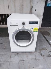 Electrolux heat pump dryer pengering baju 9k