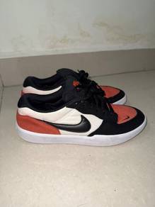Branded shoes in lowest price