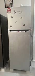 Peti ais hisense 2 pintu