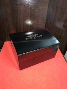 Breitling Vintage Bakelite Watch Case