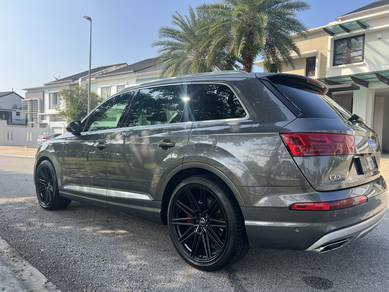 Audi Q7 TFSI QUATTRO in Denai Alam, SGR
