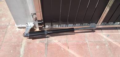 Dnor Light Gate Auto Gate System