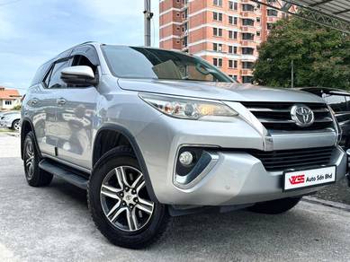 Toyota Fortuner VRZ 4x4 in Seri Kembangan, SGR