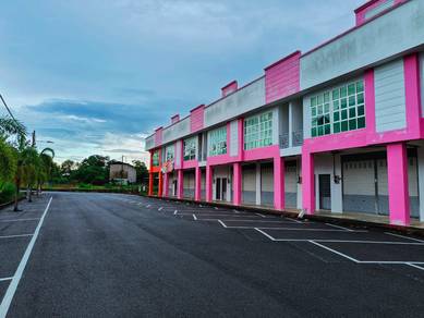Shop lot For Rent in Arau,PLS