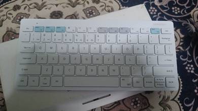 Keyboard