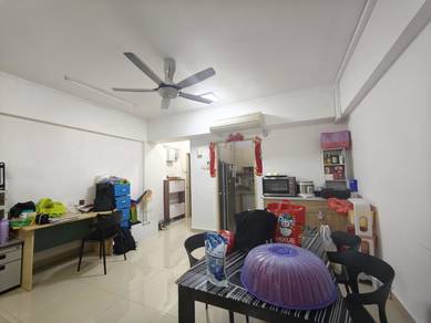 Apartment For Rent in Puteri Court