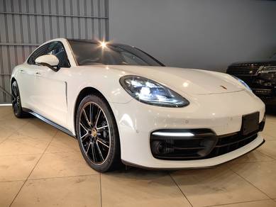 2022 Porsche Panamera 4S
