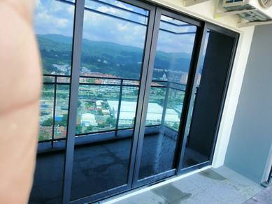 Suncool tinted House office