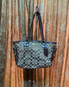 Coach Hand Bag