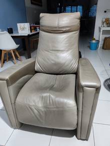 Recliner Chair (Self pickup near F1 sepang)