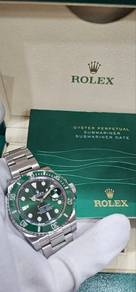 Rolex Hulk 40 mm  116610LV 116610 submariner