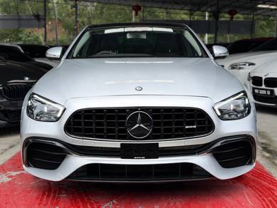 Mercedes Benz E250 250 AVANTGARDE (CKD) in Desa Petaling, KUL