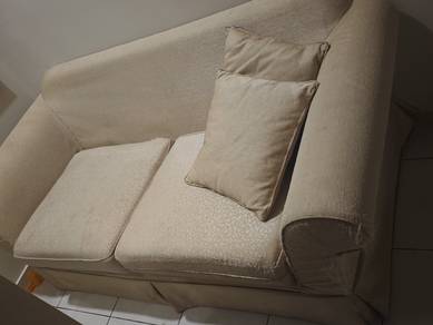 free sofa self pickup at kotasas