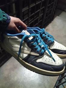 Travis Scott x Fragment Air Jordan 1 Low OG