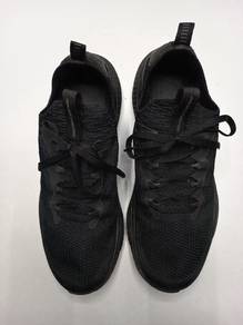 Kasut Skechers 