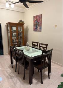 Dining table 6 seater