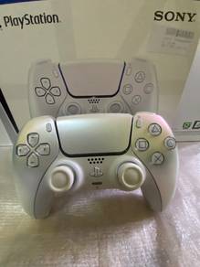 PS5 Controller USED STERLING SILVER 🎮