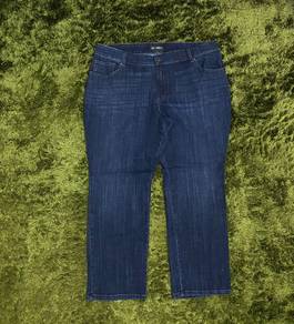 Lee Jeans sz 42.