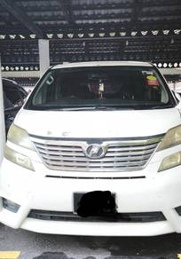 Toyota Vellfire Z in Seri Kembangan, SGR