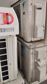 We are buying used Air Cond(kita beli air cond)