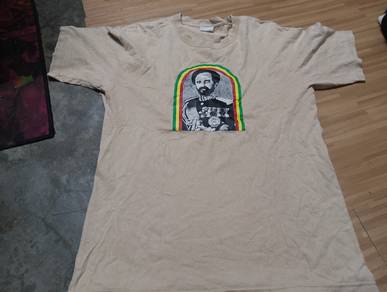 vtg masterpiece shirt 