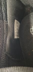 Kasut adidas saiz(US 8)(UK 6.5) Made in Vietnam 