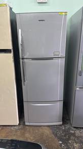 Toshiba Fridge 3 doors Refrigerator Peti Seju