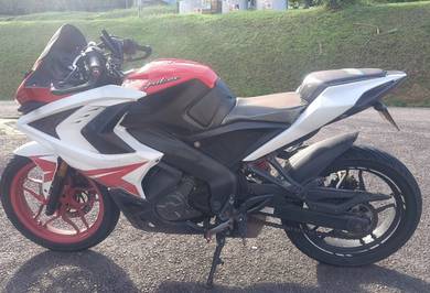 Modenas Pulsar RS200