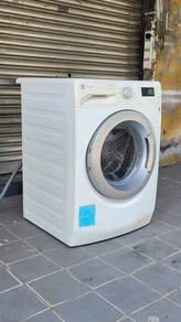 Electrolux front load washer 8kg mesin basuh
