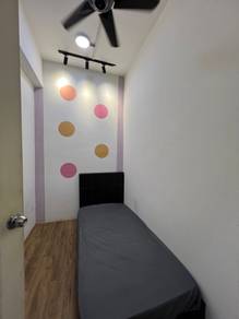 Room in Puchong, SGR
