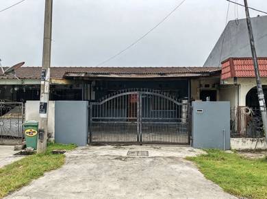 1-storey Terraced House For Sale in Gombak,SGR