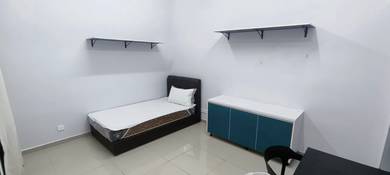 Studio For Rent in Midlands City