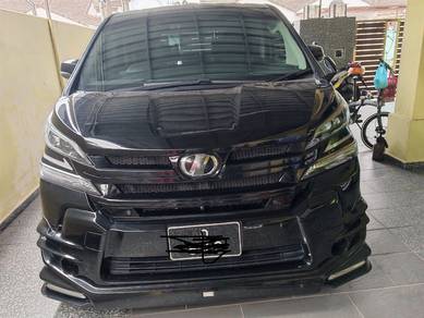 Toyota Vellfire  in Ampang, KUL