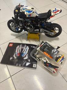 LEGO Technic BMW M1000RR 42130 With Manual（no box)