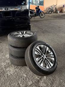 Toyota Alphard Original Rims and Tyre