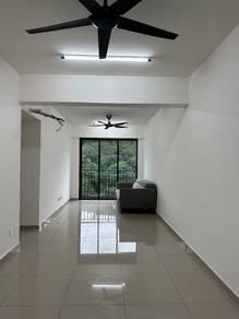 Condominium For Rent in TreeO