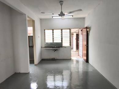 Flat For Sale in Taman Perwira Indah