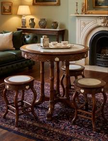 antik table and stool set