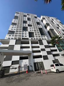 Condominium For Sale in Pinang Laguna