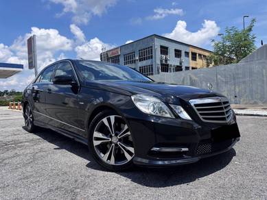 Mercedes Benz E250 250 CGI AMG SPEC in Kajang, SGR